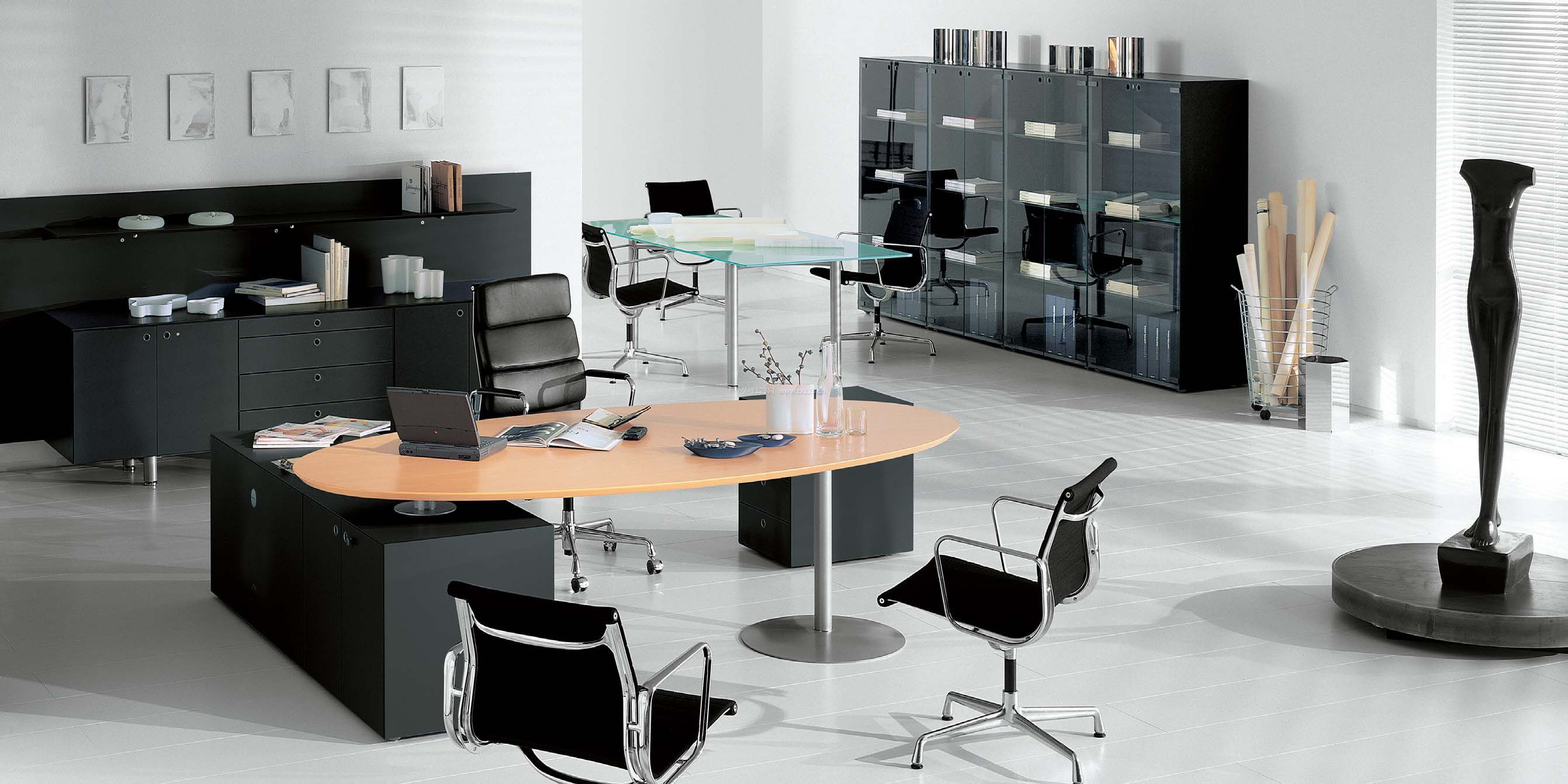 現(xiàn)代風(fēng)格老板辦公室室內(nèi)裝修效果圖片_裝信通網(wǎng)效果圖